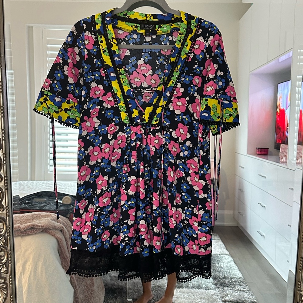 Short dress